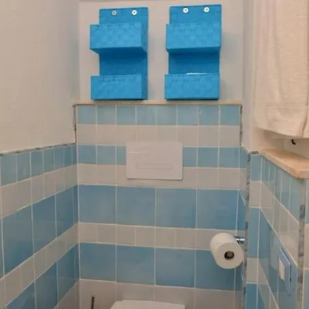 La Casetta Di Lu Casteddu Penzion